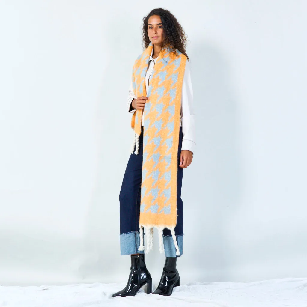 Bold houndstooth pattern scarf wholesale