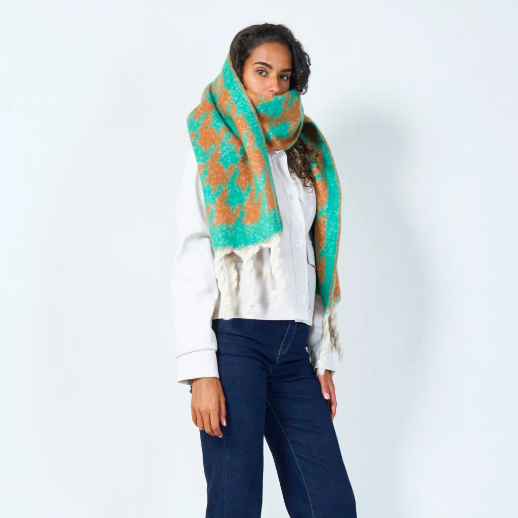 Bold houndstooth pattern scarf wholesale