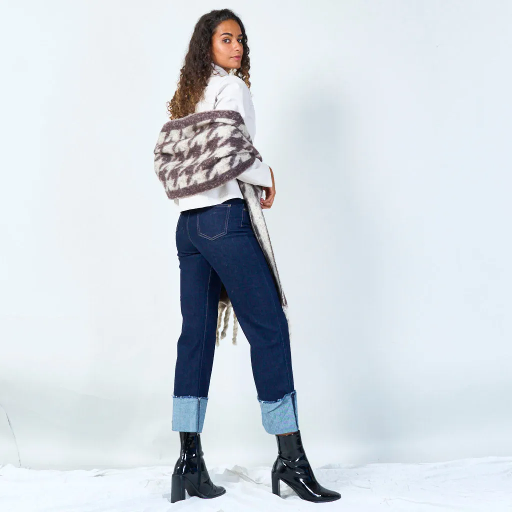 Bold houndstooth pattern scarf wholesale