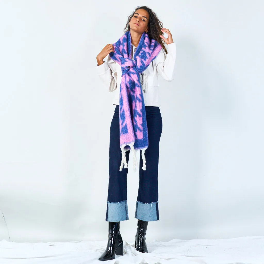 Bold houndstooth pattern scarf wholesale