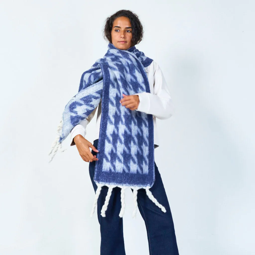 Bold houndstooth pattern scarf wholesale