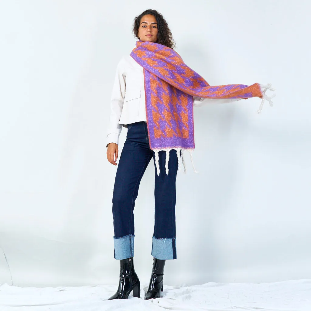 Bold houndstooth pattern scarf wholesale