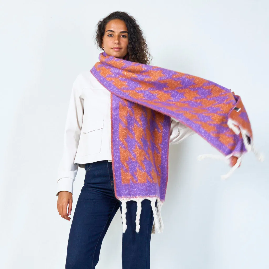 Bold houndstooth pattern scarf wholesale