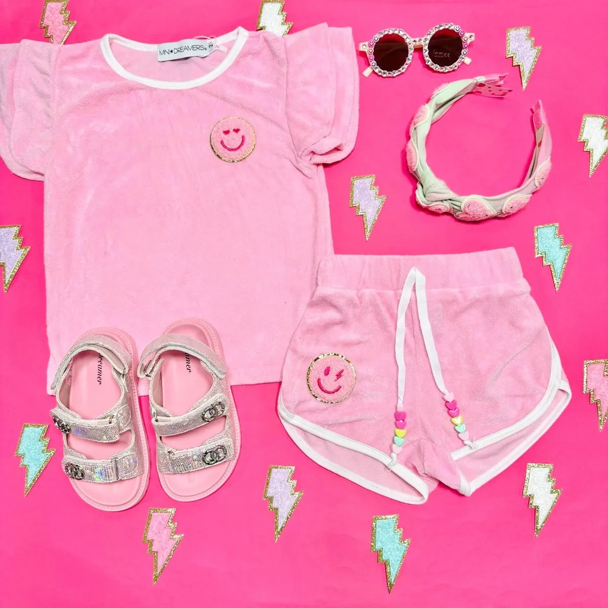 CALI SMILEY TERRY RUFFLE TOP AND SHORTS SET