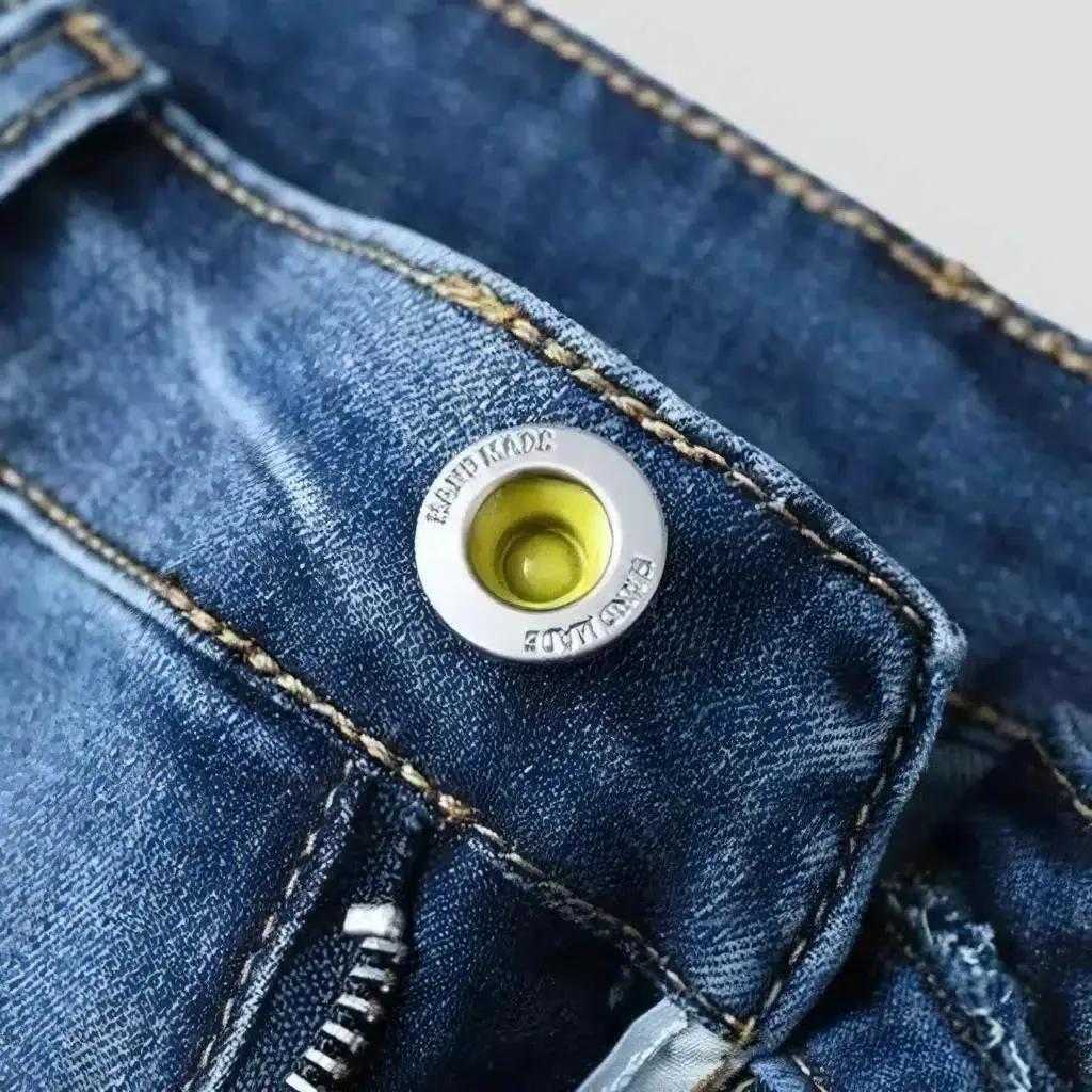 Classic tapered jeans
 for men