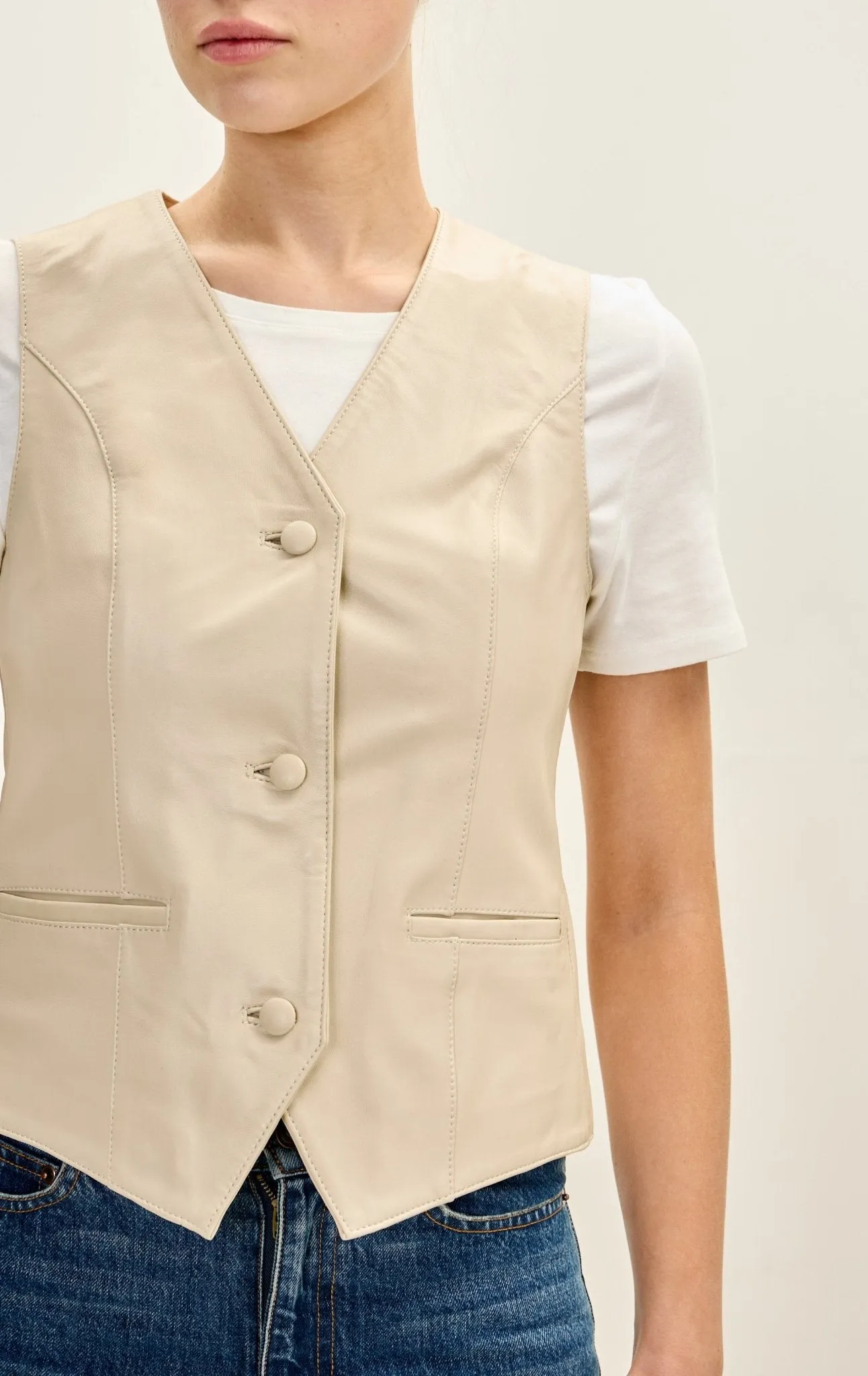 Lambskin Leather Covered Buttons Vest - Beige