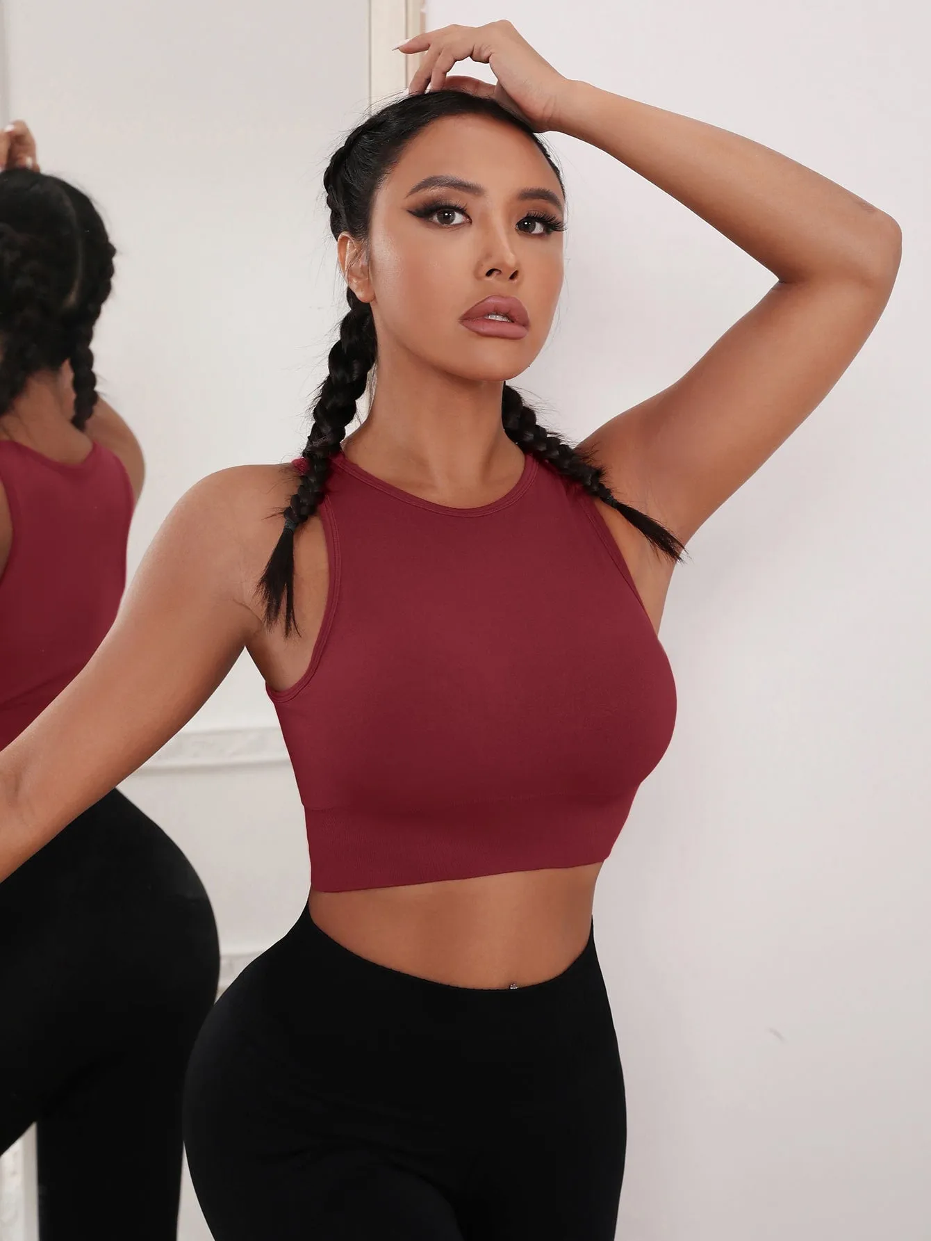 Letter Graphic Crop Active Tank Top SS23