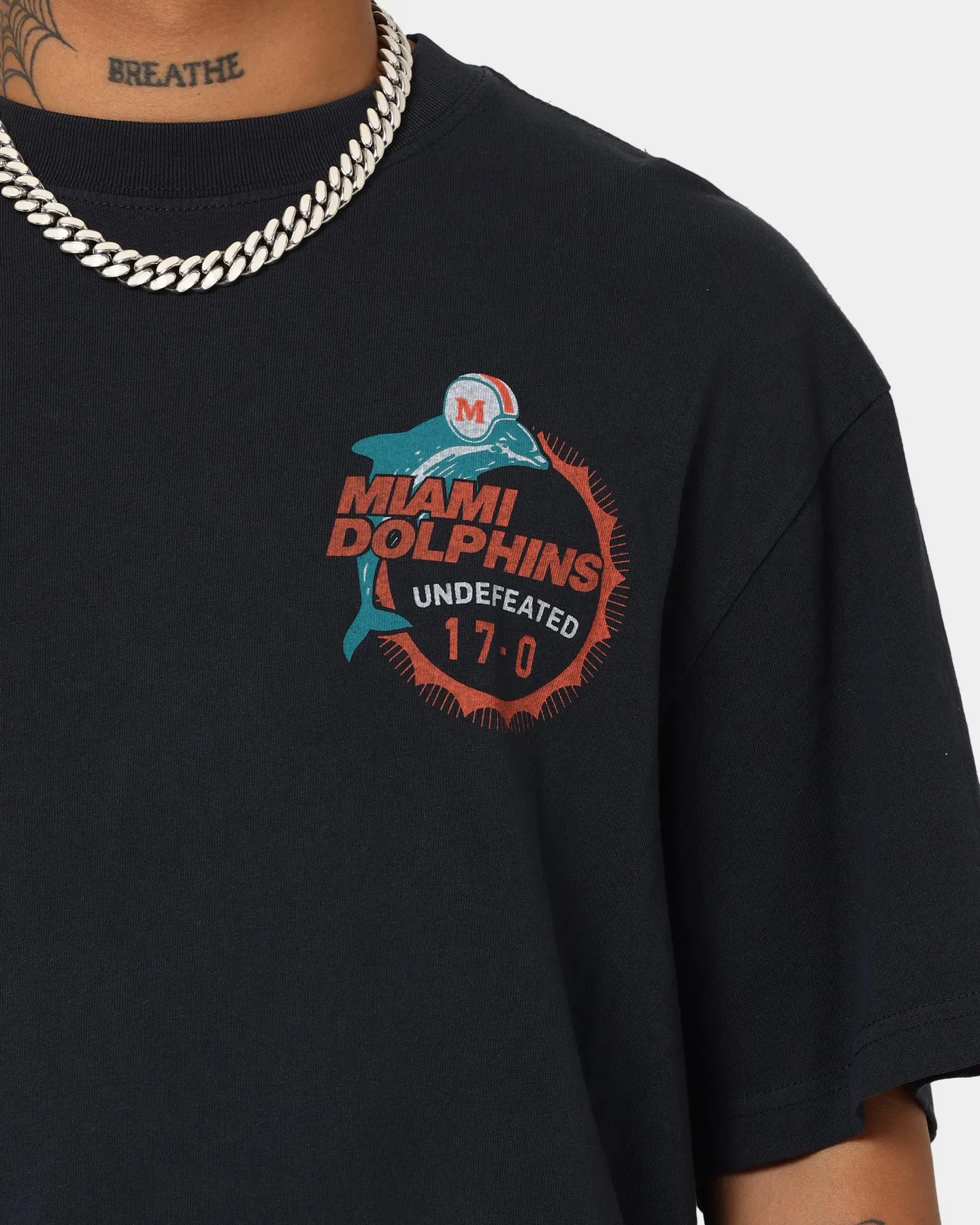 Mitchell & Ness Miami Dolphins Undefeated Vintage T-Shirt Faded Black