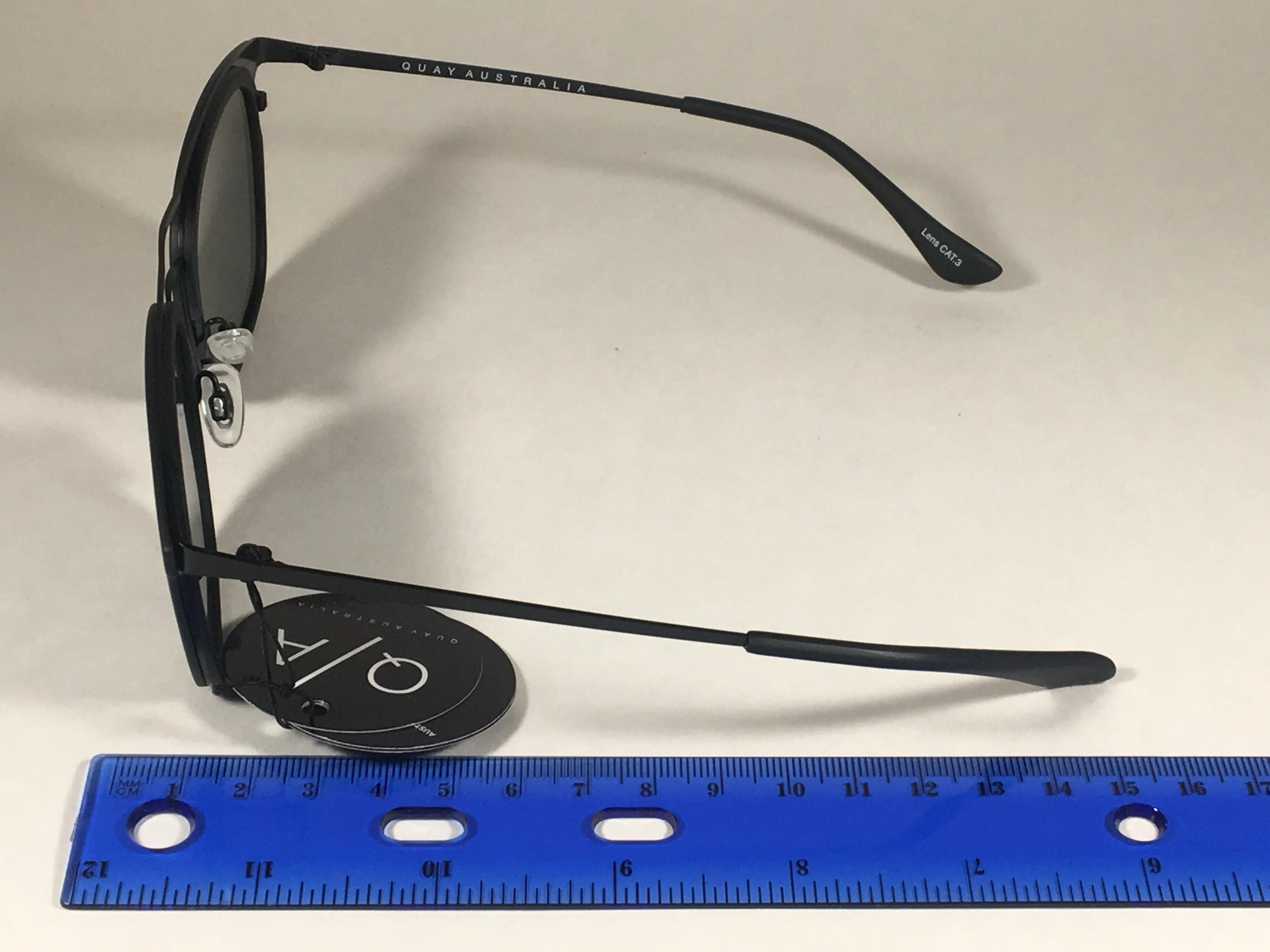 Quay Australia Byron Sunglasses QM000225 BLK/GRN Retro Brow Bar Gray Matte Black Metal Rounded Lens