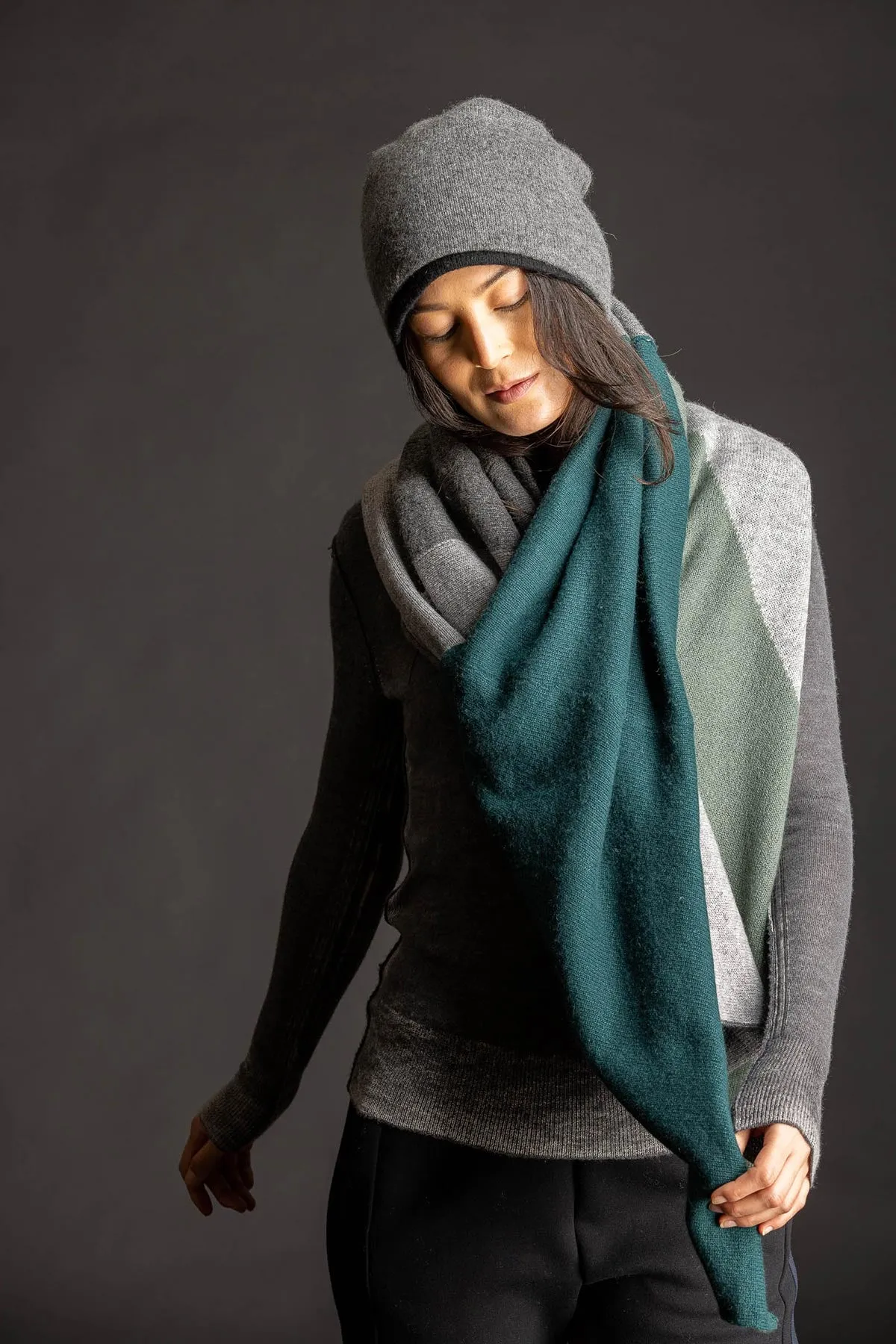 Reversible Color Block Vest - Juniper/Thunder
