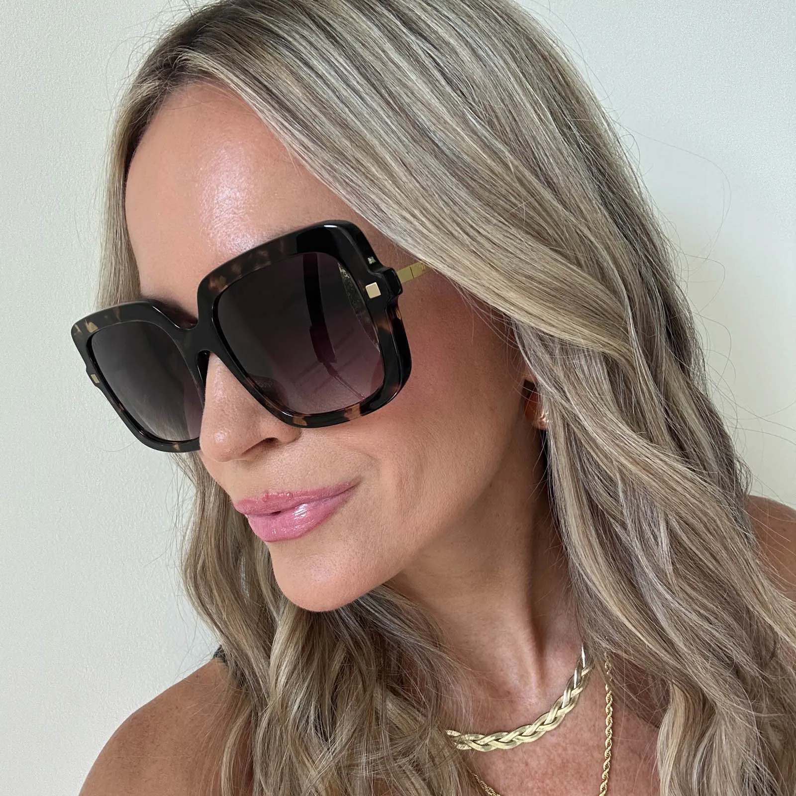 SANDRA - ESPRESSO TORTOISE   GREY GRADIENT SUNGLASSES