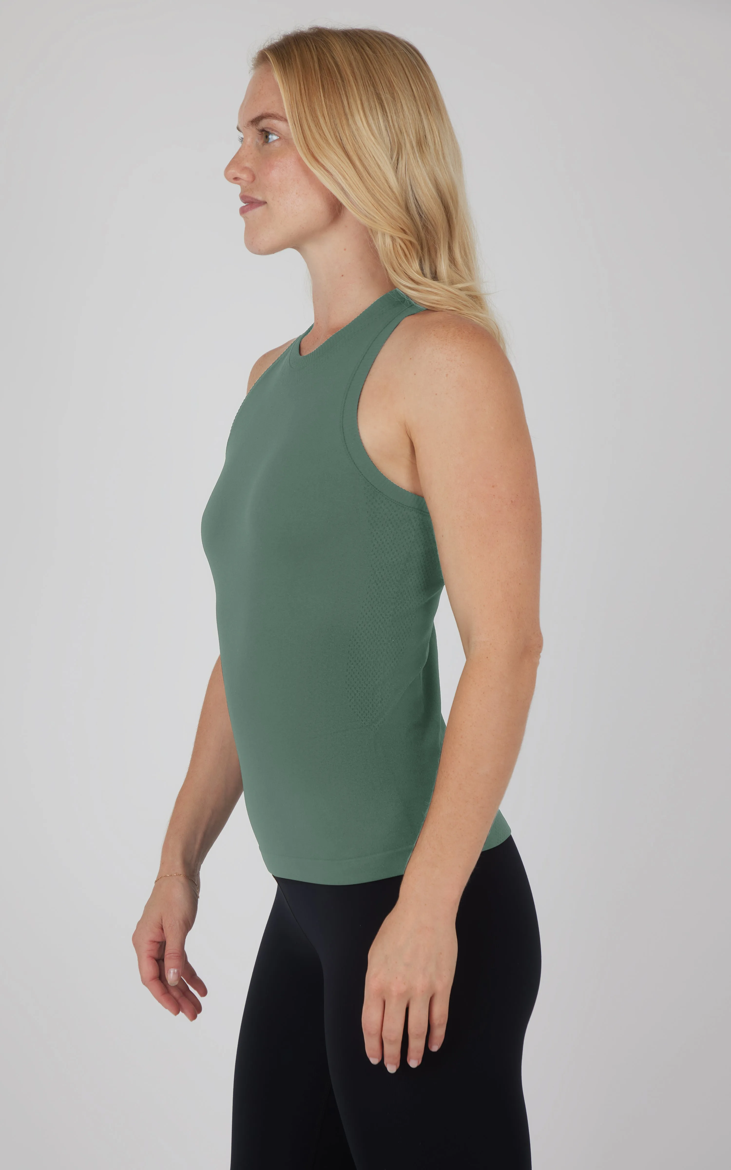 Seamless Zaia Active Tank