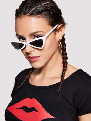 Triangle retro old school small sunglasses